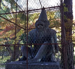 京都　新日吉神宮（いまひえじんぐう）の狛猿