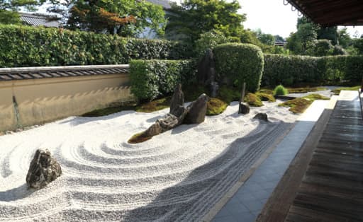 京都　大徳寺塔頭・瑞峯院の枯山水の庭