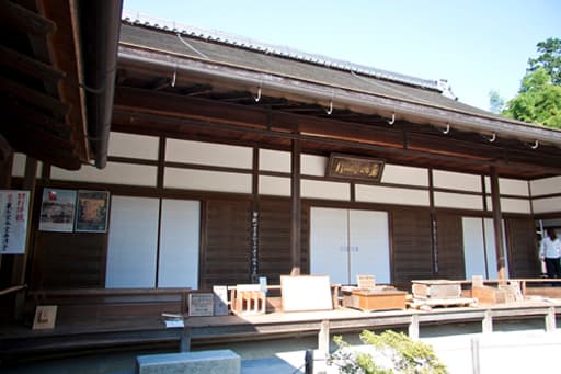 京都　銀閣寺の本堂