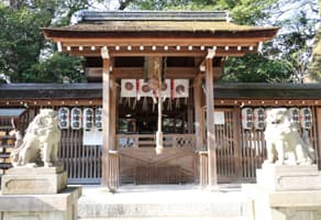 京都御苑の敷地内に建つ宗像神社