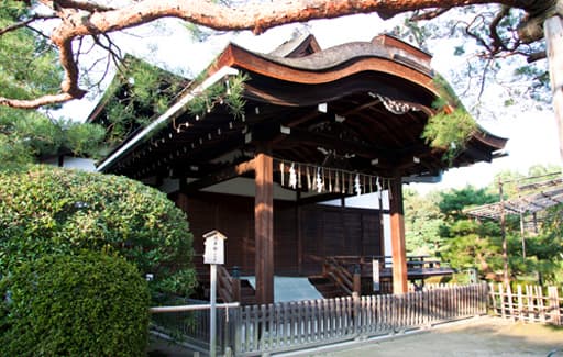 京都　平安神宮の神苑に建つ尚美館（しょうびかん）