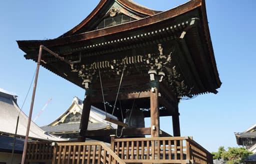 京都　東本願寺の鐘楼