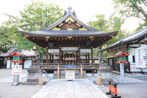 京都　護王神社の拝殿