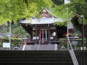 宮道神社の南にある吉利具八幡宮（きりくはちまんぐう）の本殿拝所