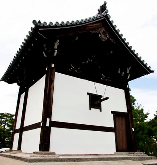 京都　建仁寺の陀羅尼の鐘