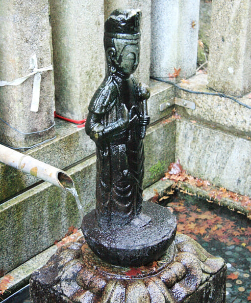 京都　清水寺の濡れ手観音
