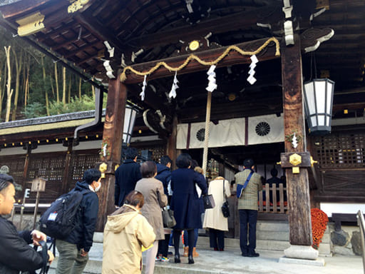 京都　松尾大社の本殿拝所