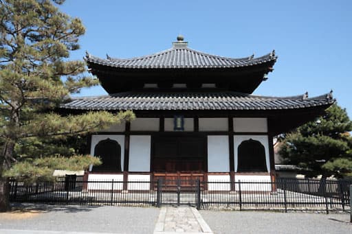 京都　妙心寺の経蔵