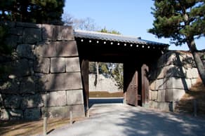 京都　二条城の南中仕切門