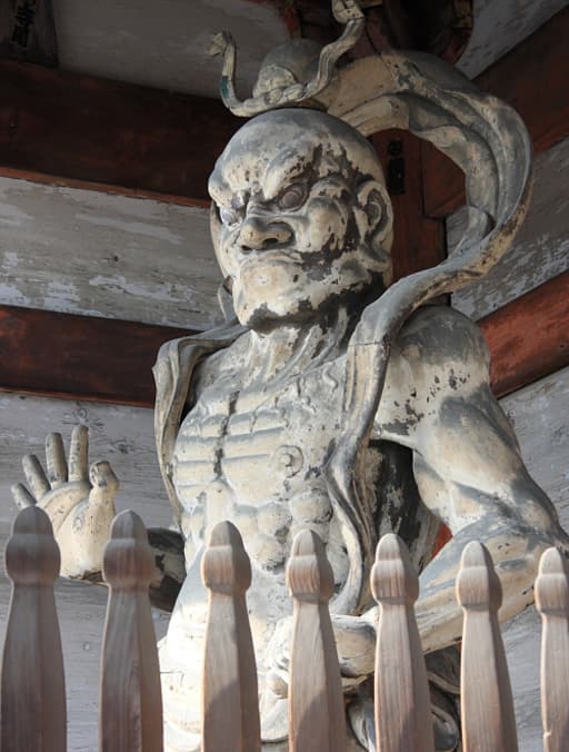 京都　仁和寺の二王像　吽形（うんぎょう）