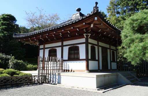 京都　龍安寺の納骨堂