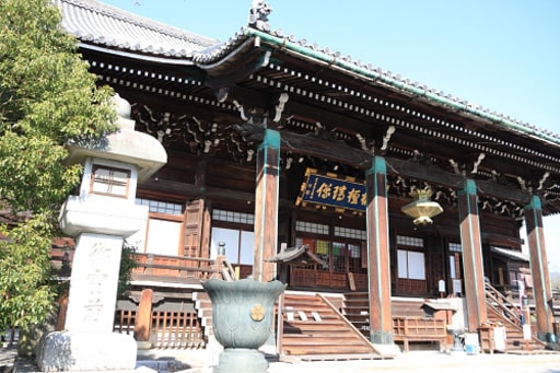 京都　清凉寺の本堂