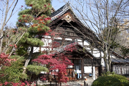 京都　清凉寺の庫裡