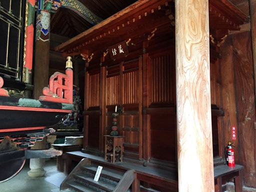 京都　清凉寺の経蔵