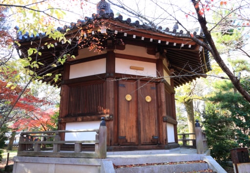 京都　清凉寺の聖徳太子殿