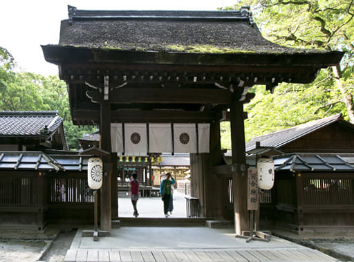 下鴨神社の第一摂社、河合神社の楼門