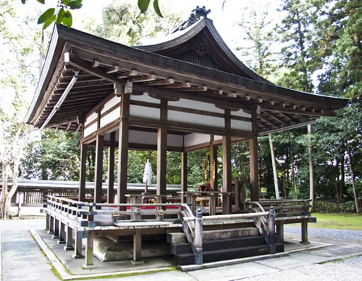 京都・月読神社の拝殿